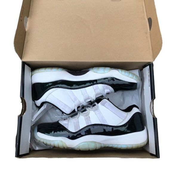 Rare 2017 air jordan 11 retro low iridescent 'Emerald' size 7 WITH BOX - Picture 10 of 16